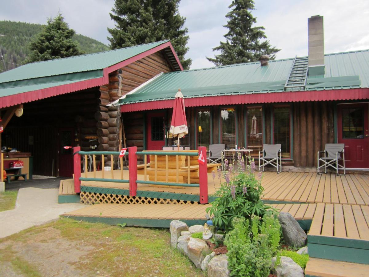 Summit River Lodge & Campsites Valemount Eksteriør billede
